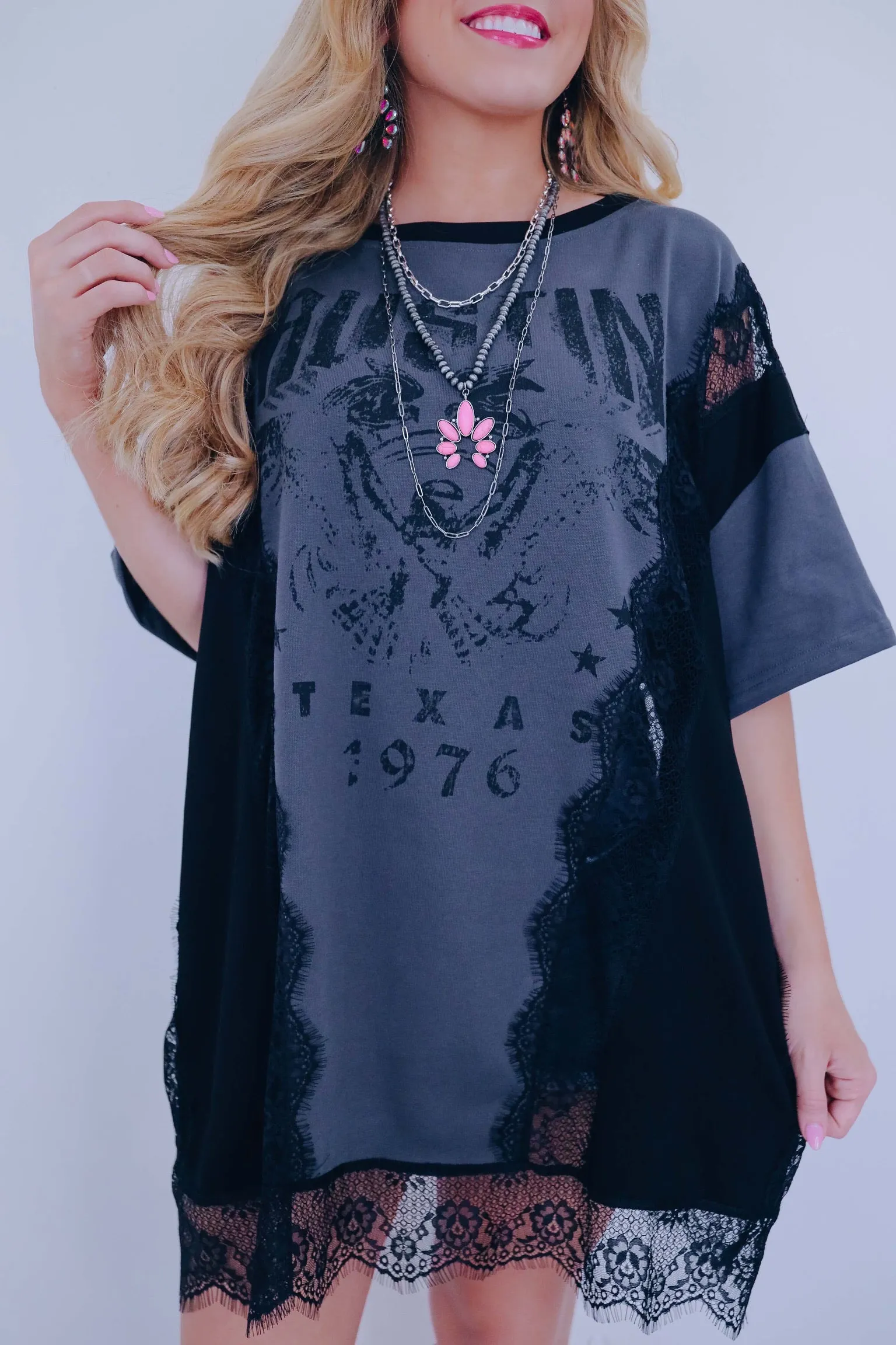 Austin Lace Contrasting Graphic Tee - 2 Colors