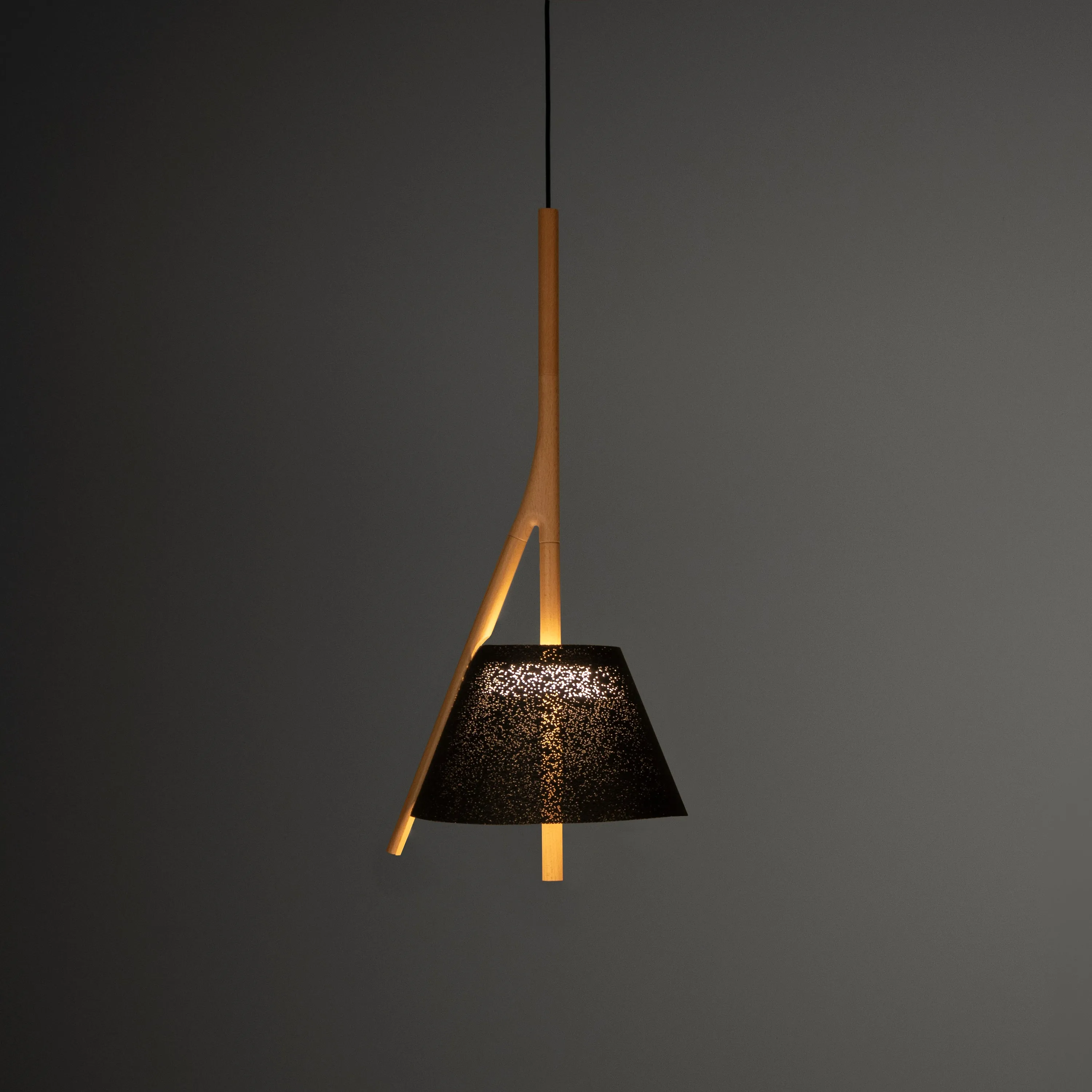 Cambo Pendant Light