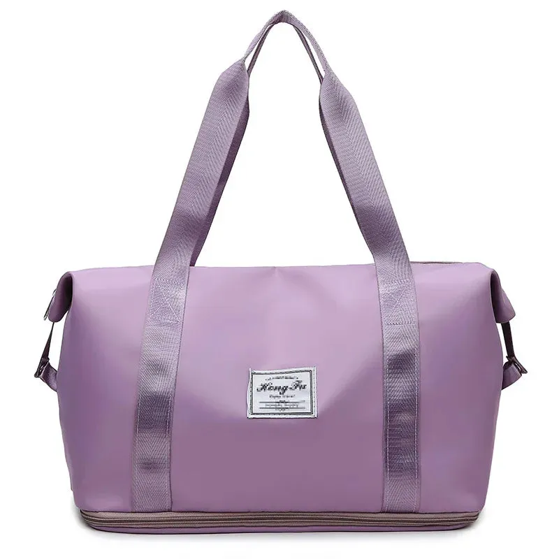 Expandable Weekender Bag - The Best Women's Weekend Bag