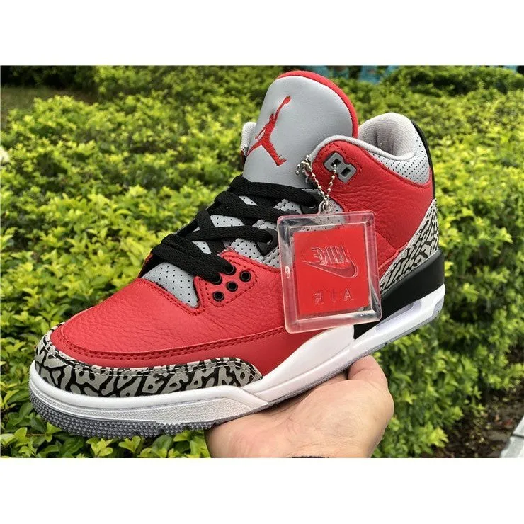 JORDAN 3 RETRO x SE UNITED FIRE RED