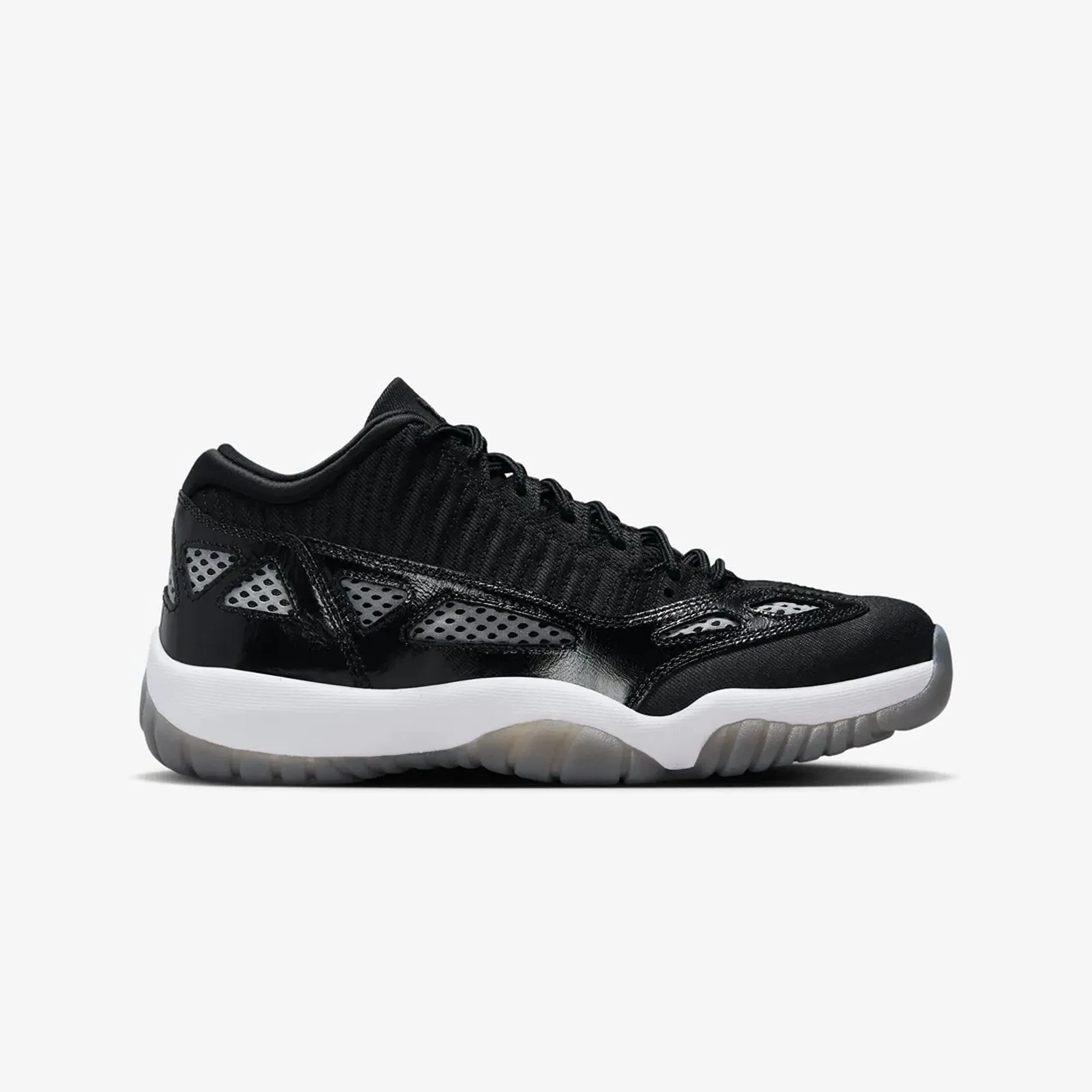 Jordan | AIR JORDAN 11 RETRO LOW IE  { BLACK/BLACK-WHITE