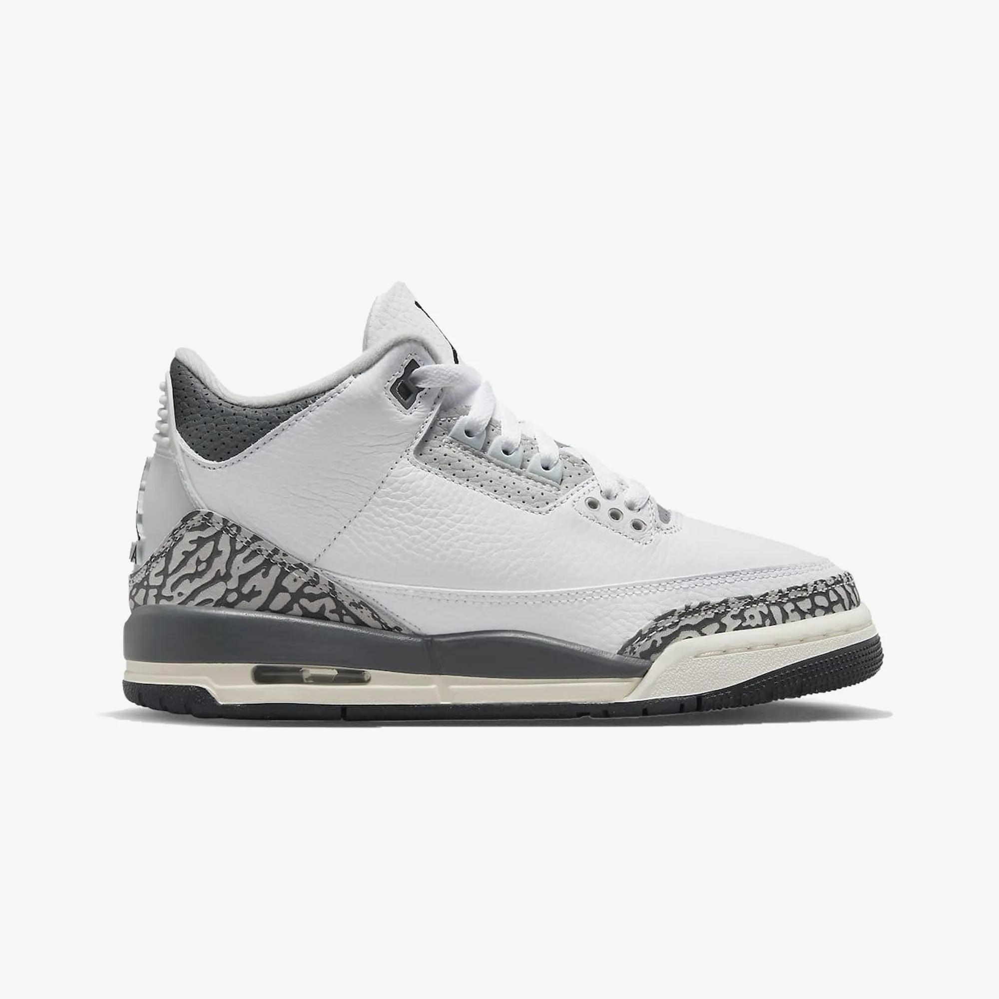 Jordan | AIR JORDAN 3 RETRO (GS)  { WHITE/BLACK-IRON-LIGHT ASH GREY