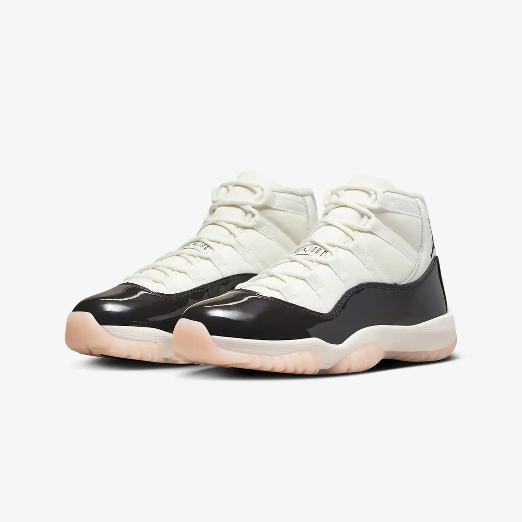 Jordan | WMN'S AIR JORDAN 11 RETRO  { SAIL/VELVET BROWN-ATMOSPHERE