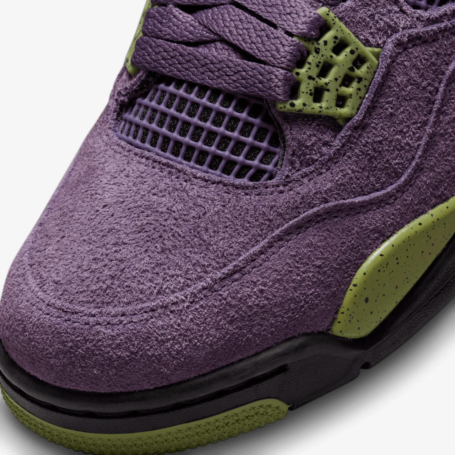 Jordan | WMN'S AIR JORDAN 4 RETRO  { CANYON PURPLE