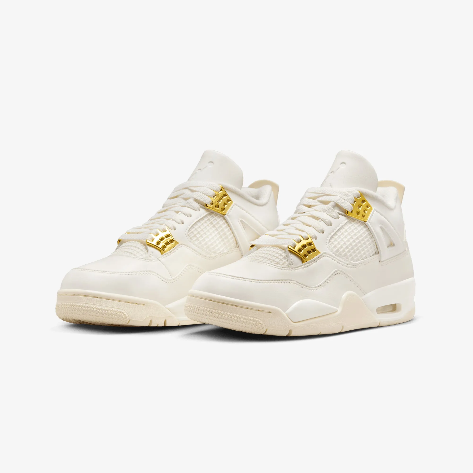 Jordan | WMN'S AIR JORDAN 4 RETRO  { SAIL/METALLIC GOLD-BLACK