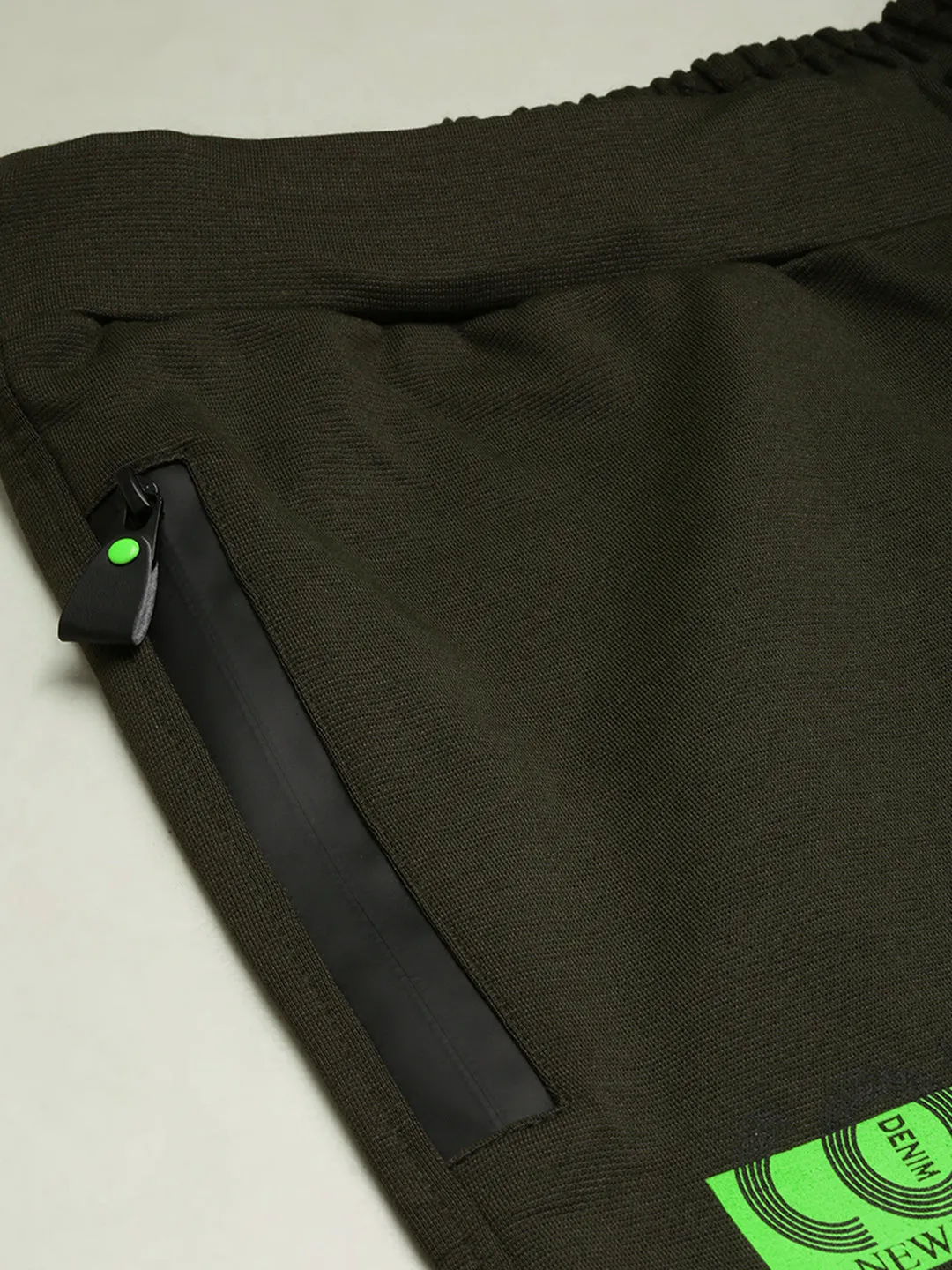 Men Green Solid Casual Shorts