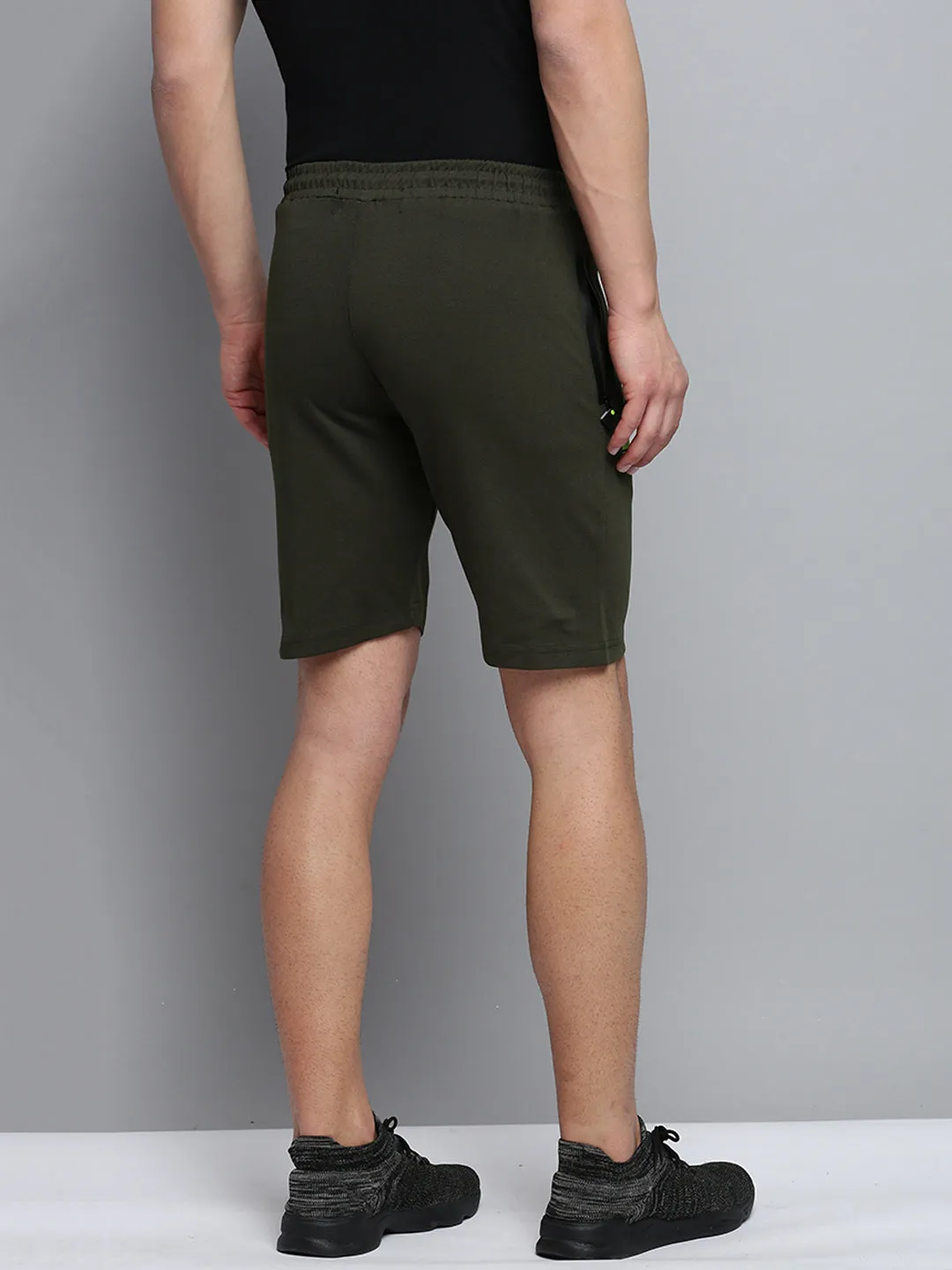 Men Green Solid Casual Shorts