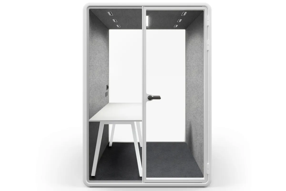 Nest Room Booth with Quadro A Table [Echo Panel]