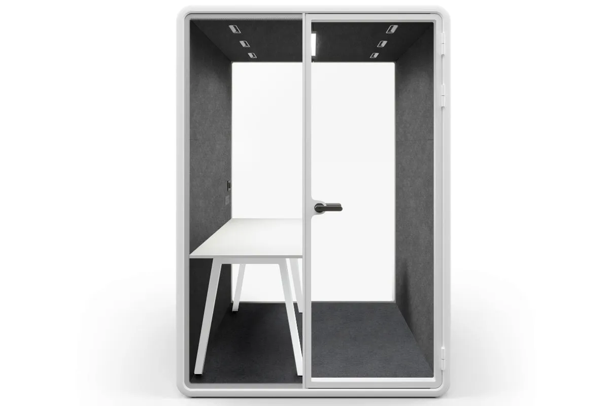 Nest Room Booth with Quadro A Table [Echo Panel]