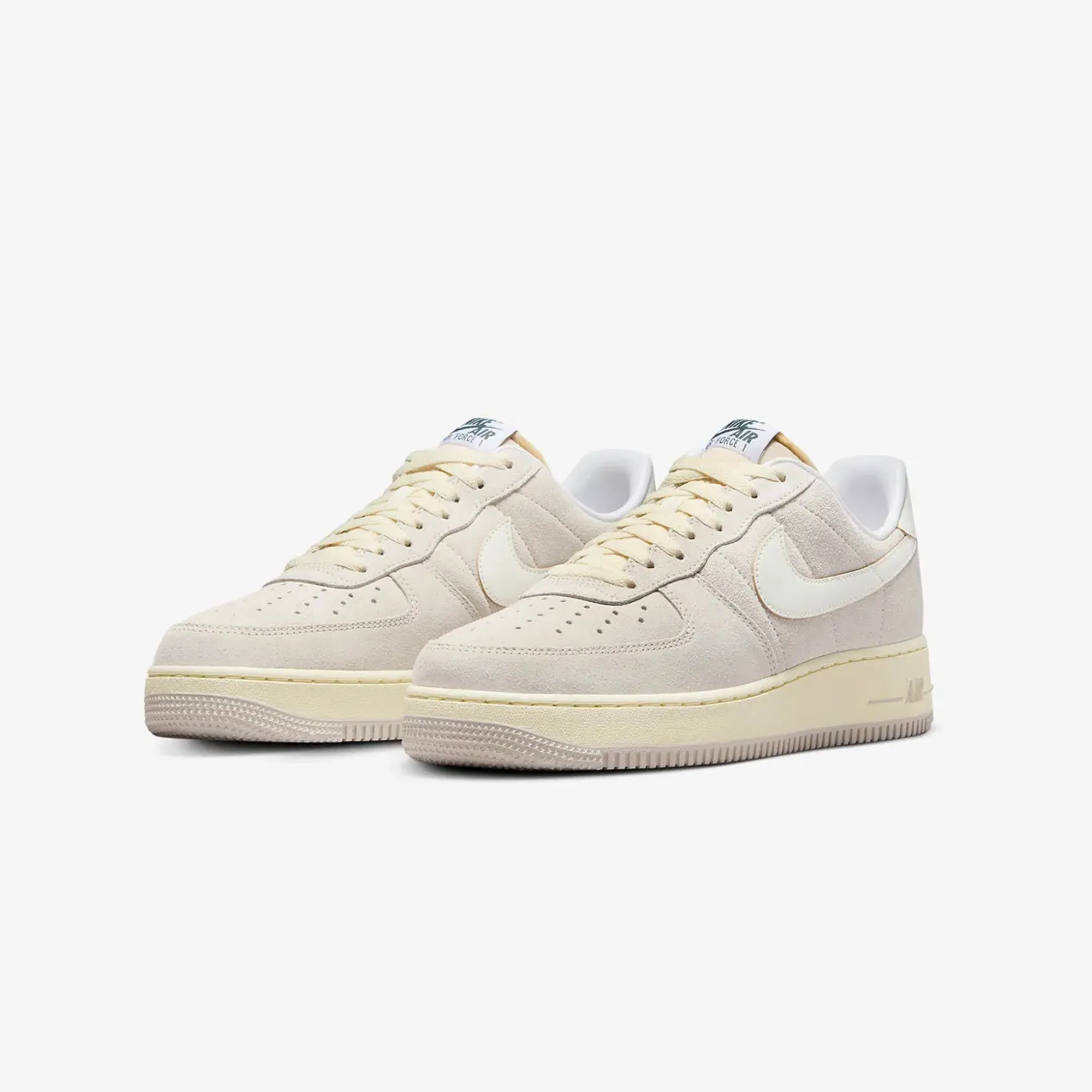 Nike | AIR FORCE 1 '07 { LT OREWOOD BRN/SAIL-COCONUT MILK