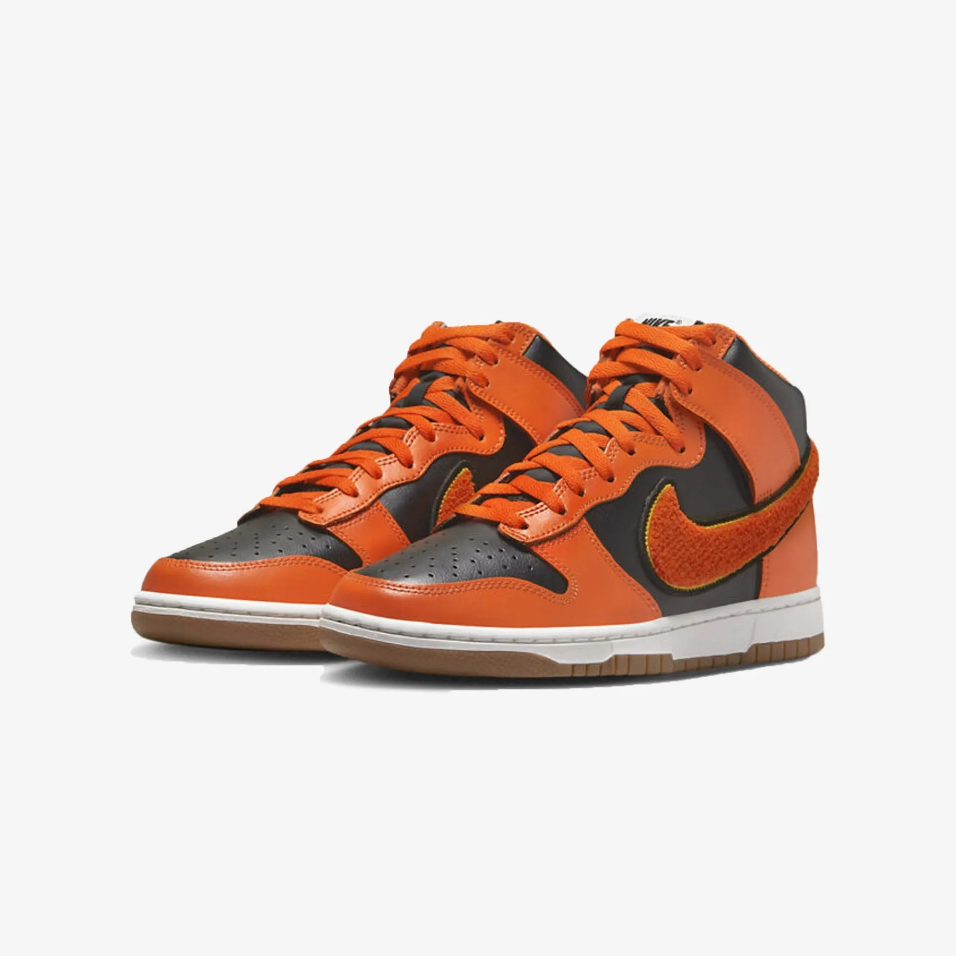 Nike | DUNK HIGH RETRO  { BLACK/SAFETY ORANGE-UNIVERSITY GOLD