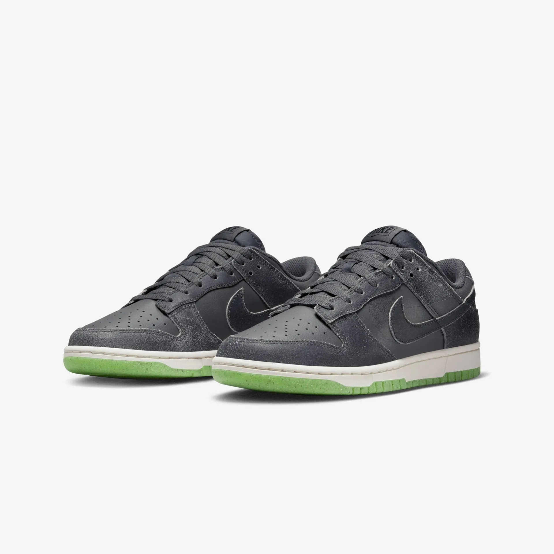 Nike | DUNK LOW RETRO PREMIUM  { SCREAM GREEN