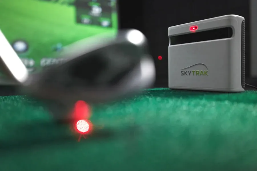 SkyTrak   Launch Monitor and Home Golf Simulator