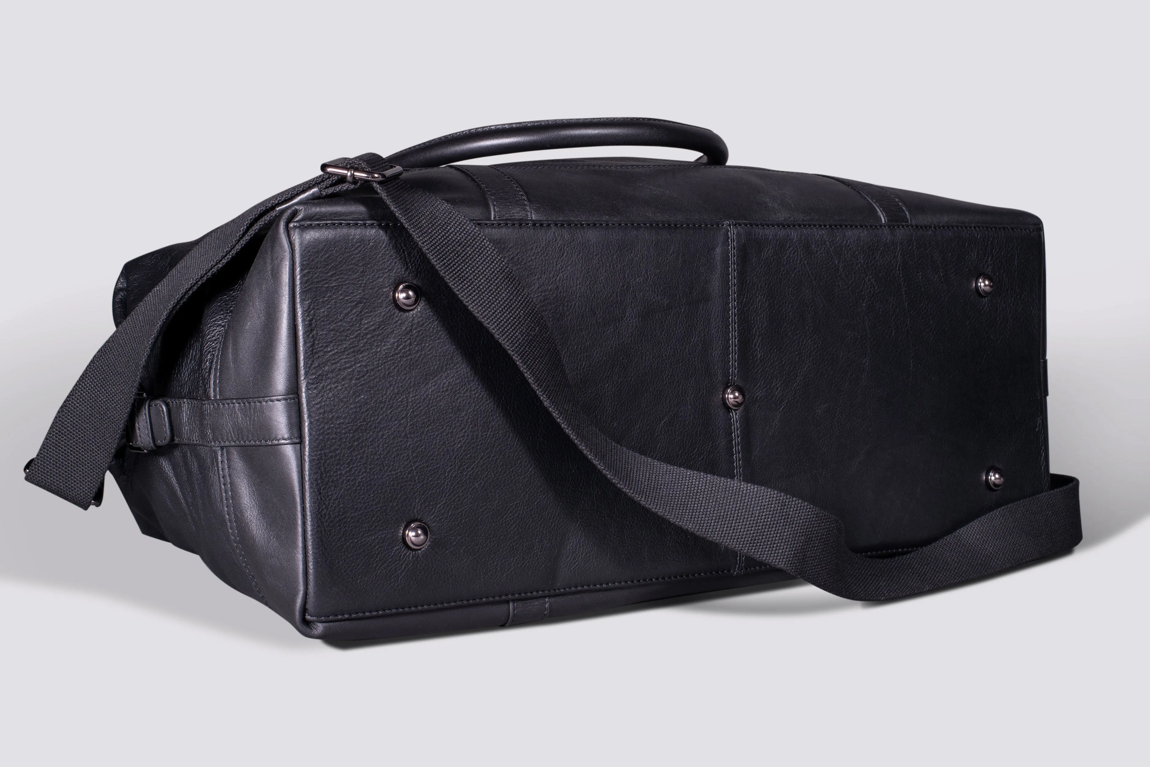 Somerset Holdall | Black Leather Medium