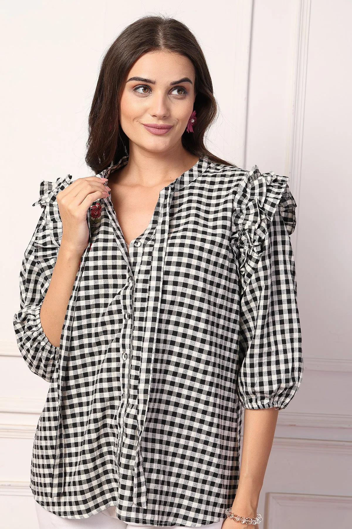 Vintage Charm Black and White Checkered Zipless Feeding Maternity Top