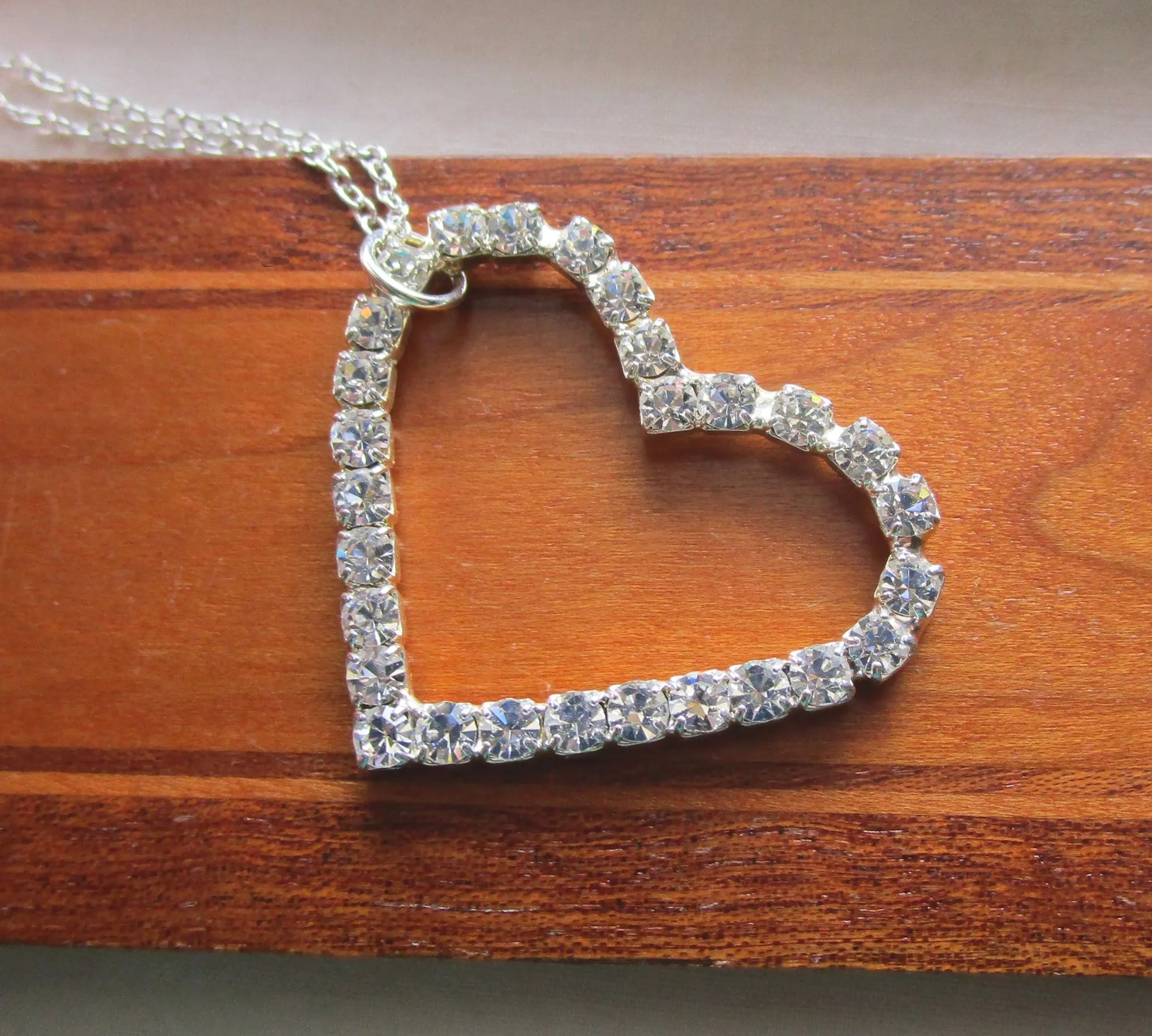 Vintage Iridescent Rhinestone Heart Pendant Necklace